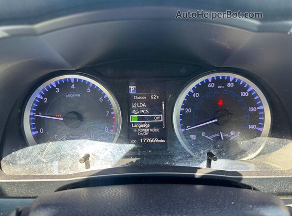 5TDBZRFH1JS833126 2018 TOYOTA HIGHLANDER Серебряный Вид панели приборов