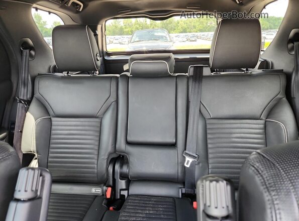 SALRHBBV9HA047319 2017 LAND ROVER DISCOVERY Black უკანა სალონის ხედი
