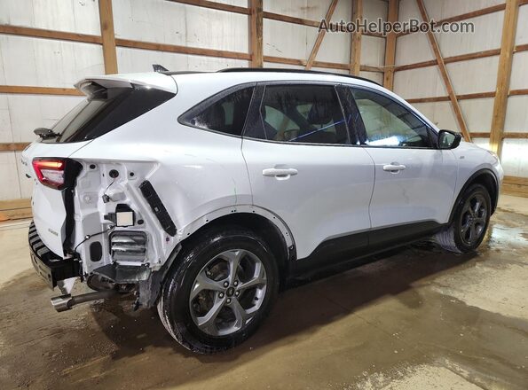 1FMCU9MN7TUA31041 2026 FORD ESCAPE Белый 