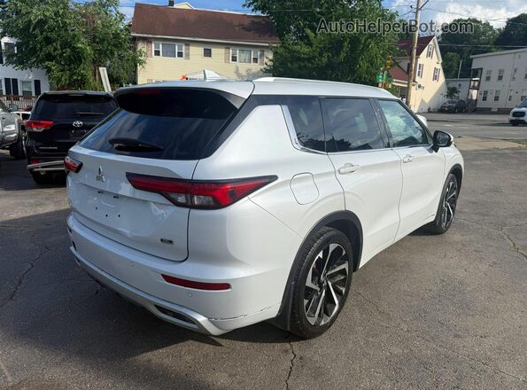 JA4J4VA8XNZ082150 2022 MITSUBISHI OUTLANDER Белый 