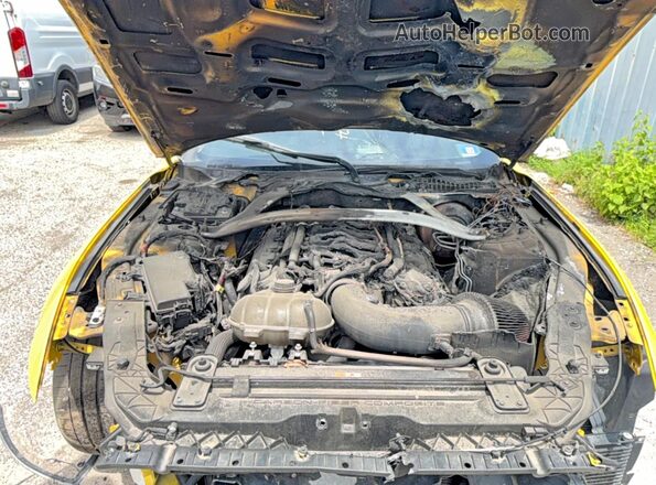 1FA6P8JZXG5520579 2016 FORD MUSTANG Yellow Вид панелі приладів