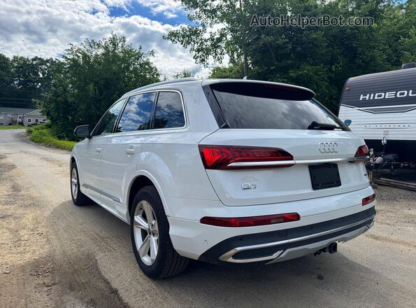 WA1AJAF7XMD018736 2021 AUDI Q7 White 