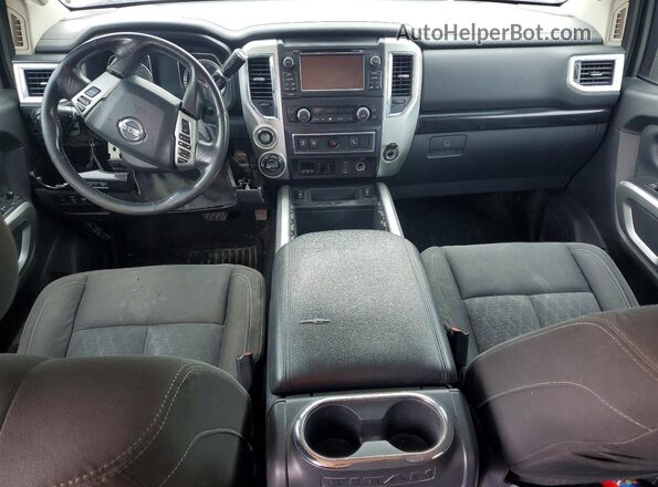 1N6BA1F47HN521802 2017 NISSAN TITAN Black Սարքավորումների վահանակի տեսք