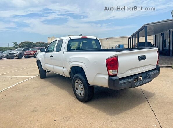 5TFRX5GN2HX098369 2017 TOYOTA TACOMA White Передня права чверть