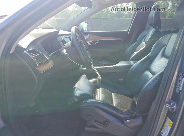 YV4BR0PL9J1348578 2018 VOLVO XC90 Gray Dashboard view
