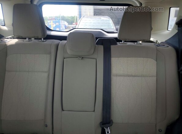 MAJ6P1UL2JC231228 2018 FORD ECOSPORT White Вид задньої частини салону