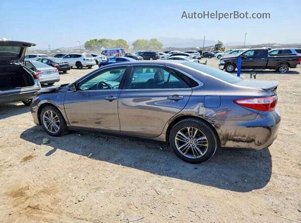 4T1BF1FK0HU421898 2017 TOYOTA CAMRY Silver 