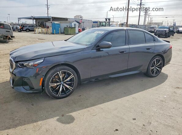 WBA43FJ07SCU32819 2025 BMW 5 SERIES Charcoal Rear left