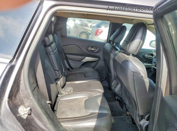 1C4PJLLB4JD509870 2018 JEEP CHEROKEE Black Շարժիչի բաժամունքի տեսք