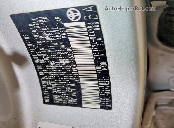 5YFBURHE4HP653806 2017 TOYOTA COROLLA Silver 