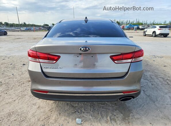 5XXGT4L3XJG225092 2018 KIA OPTIMA Gray 