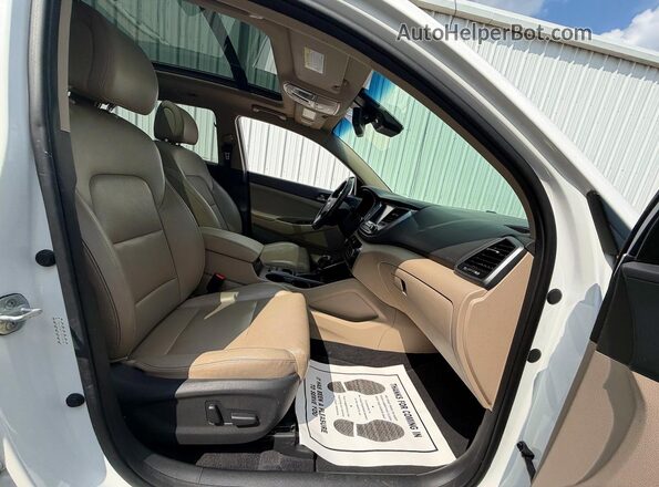 KM8J33A21JU753278 2018 HYUNDAI TUCSON White უკანა ხედი