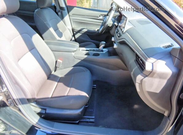 1N4BL4DV7SN377143 2025 NISSAN ALTIMA Black Widok z tyłu