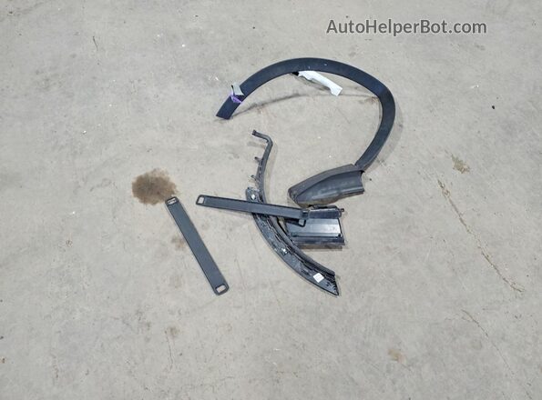 2HKRW2H88MH677916 2021 HONDA CR-V White 360 interior view