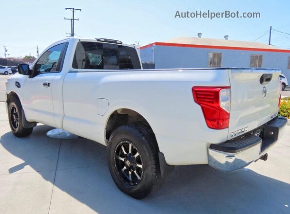 1N6AA1R87HN548279 2017 NISSAN TITAN White Դիմացի տեսք