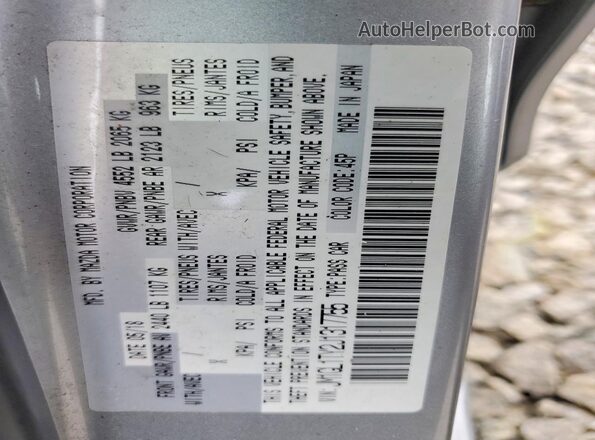 JM1GL1TY2J1317755 2018 MAZDA 6 Silver Widok naklejki z numerem VIN