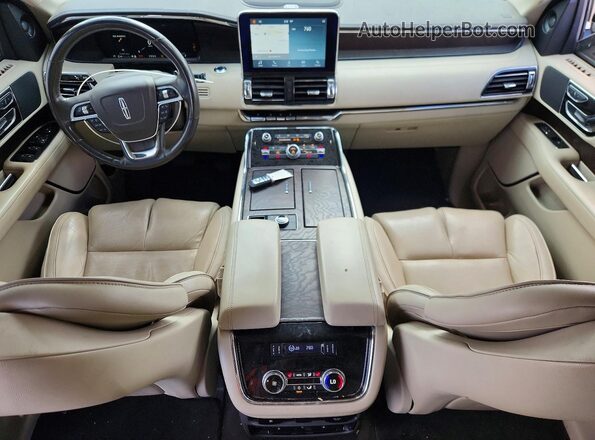 5LMJJ2MT0JEL00281 2018 LINCOLN NAVIGATOR Beige Instrument cluster view