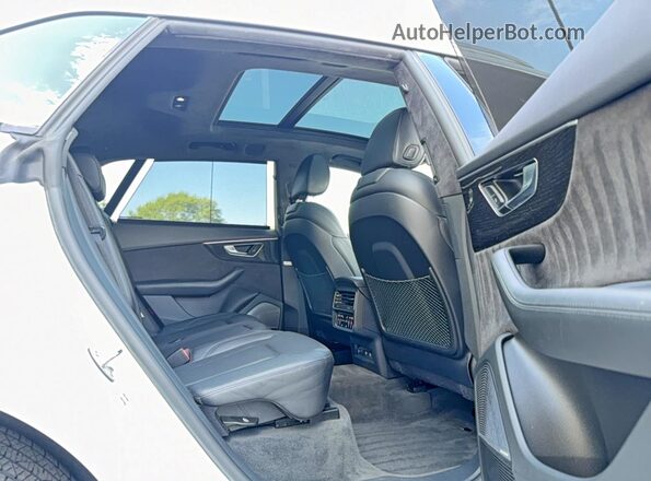 WA1CVAF10KD005323 2019 AUDI Q8 White 