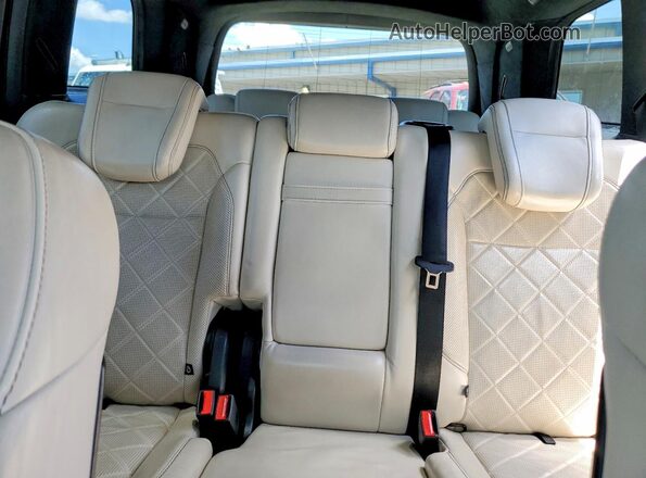 4JGDF6EE4HA758285 2017 MERCEDES-BENZ GLS Black Rear interior view