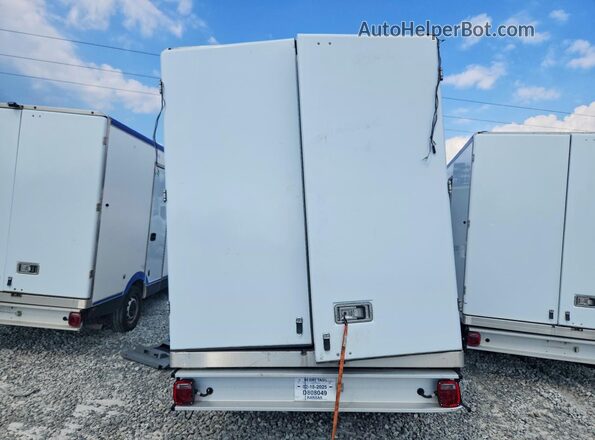 1FDWE3FK4PDD24976 2023 FORD ECONOLINE Белый Вид салона спереди