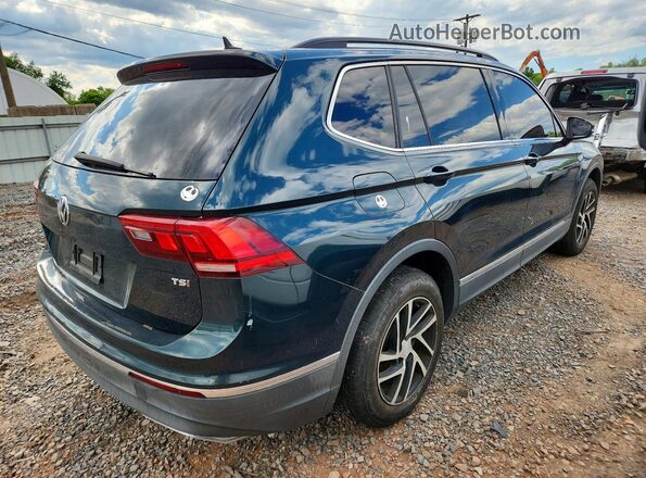 3VV3B7AX4JM025642 2018 VOLKSWAGEN TIGUAN Green 