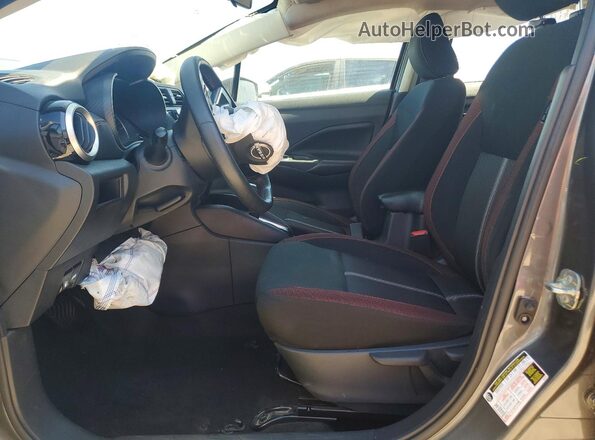 3N1CN8FV2RL911675 2024 NISSAN VERSA Gray Вид панелі приладів