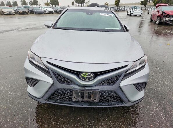 JTNB11HK8J3049833 2018 TOYOTA CAMRY Silver 
