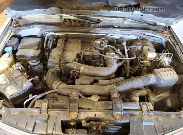 1N6BD0CT8HN700248 2017 NISSAN FRONTIER Silver Widok komory silnika