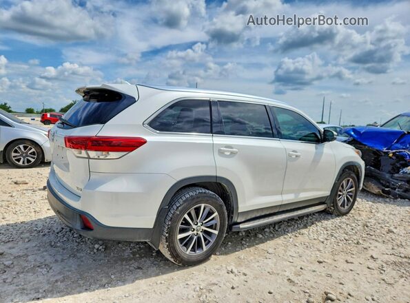 5TDKZRFH5KS555851 2019 TOYOTA HIGHLANDER White წინა მარჯვენა