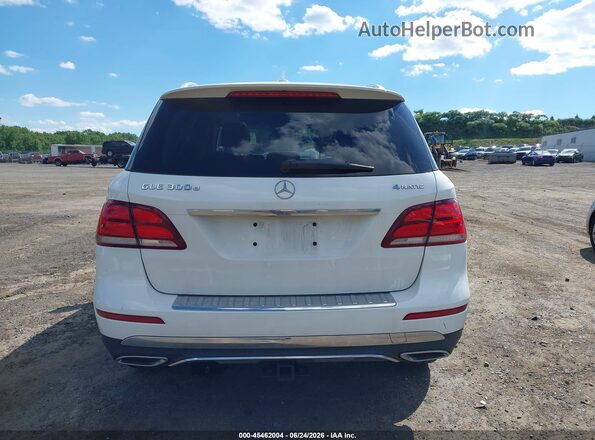 4JGDA0EB1GA664722 2016 MERCEDES-BENZ GLE 300D White 