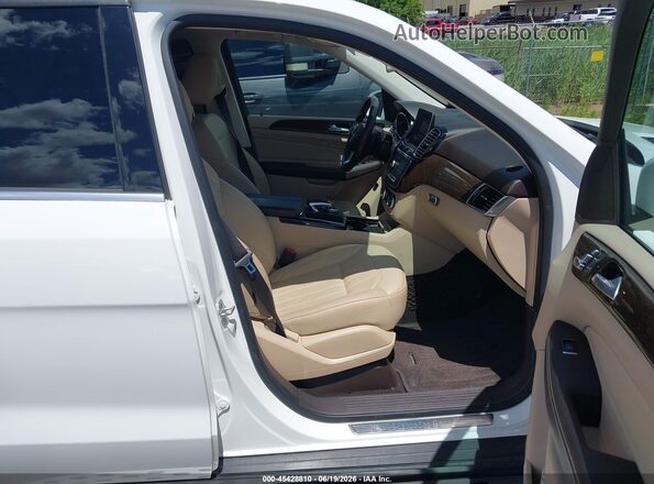 4JGDA0EB2GA752176 2016 MERCEDES-BENZ GLE 300D White Вид салону спереду