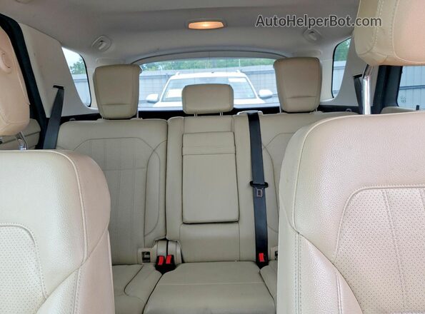 4JGDA5HB0GA700506 2016 MERCEDES-BENZ GLE Белый Вид задних сидений