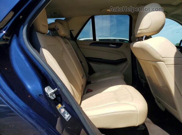 4JGDA5HB0HA991106 2017 MERCEDES-BENZ GLE Blue Вид задньої частини салону