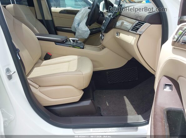 4JGDA5HB1HA980034 2017 MERCEDES-BENZ GLE 350 Белый Вид салона спереди