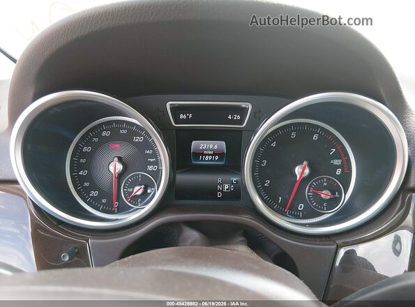 4JGDA5HB3HA963168 2017 MERCEDES-BENZ GLE 350 White Rear seats view