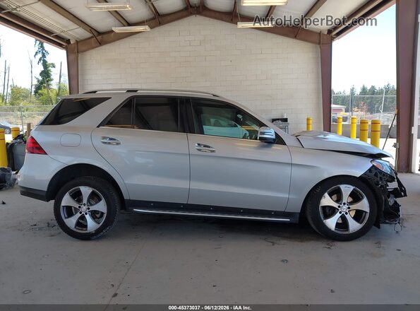 4JGDA5HB4GA662228 2016 MERCEDES-BENZ GLE 350 Silver Widok wnętrza z tyłu