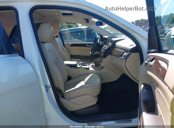 4JGDA5HB5GA642702 2016 MERCEDES-BENZ GLE 350 White Widok wnętrza z przodu