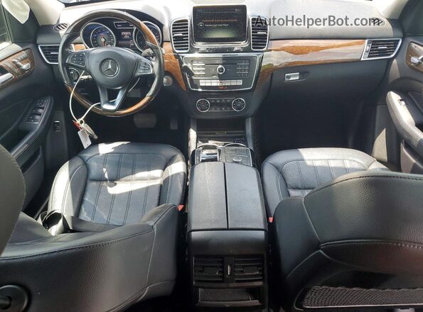 4JGDA5HB5GA678017 2016 MERCEDES-BENZ GLE Black Dashboard view