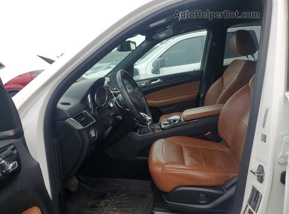 4JGDA5HB5JB127135 2018 MERCEDES-BENZ GLE White Вид салону спереду