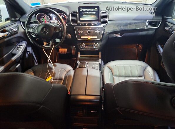 4JGDA5HB6HA958045 2017 MERCEDES-BENZ GLE White Առջևի վահանակի տեսք