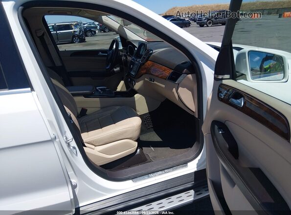 4JGDA5HB8HA864958 2017 MERCEDES-BENZ GLE 350 White Vista interior delantera