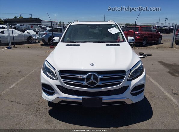 4JGDA5HB8HA864958 2017 MERCEDES-BENZ GLE 350 White Vista interior trasera
