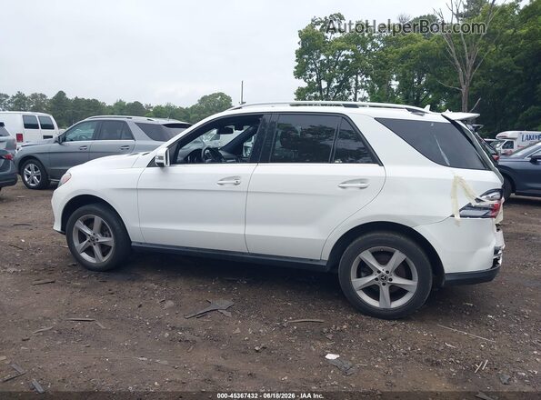 4JGDA5HB9JB010481 2018 MERCEDES-BENZ GLE 350 White 360 interior view