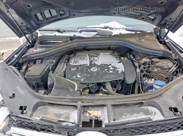 4JGDA5HB9JB137652 2018 MERCEDES-BENZ GLE Black ძრავის განყოფილების ხედი