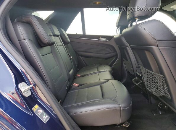 4JGDA5JB2GA769692 2016 MERCEDES-BENZ GLE Blue Widok wnętrza z tyłu