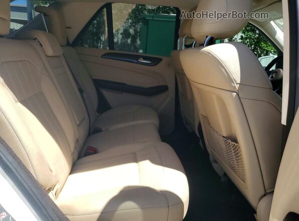 4JGDA5JB2HA928387 2017 MERCEDES-BENZ GLE White Rear seats view