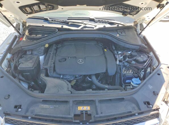 4JGDA5JB2HA928387 2017 MERCEDES-BENZ GLE White Rear interior view
