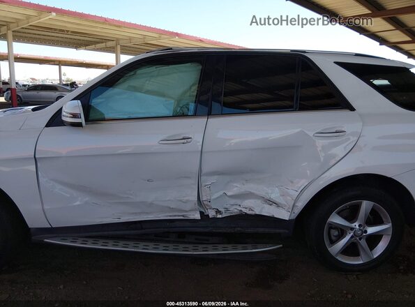 4JGDA5JB3GA691567 2016 MERCEDES-BENZ GLE 350 White Widok wnętrza z tyłu