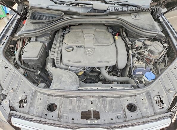 4JGDA5JB3HA885744 2017 MERCEDES-BENZ GLE Black Вид підкапотного простору