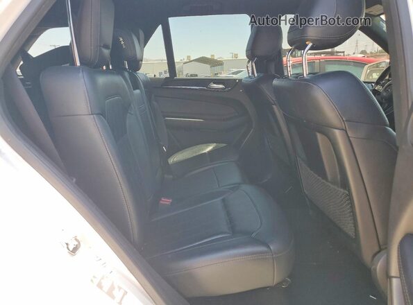 4JGDA5JB3HA957221 2017 MERCEDES-BENZ GLE White Rear interior view
